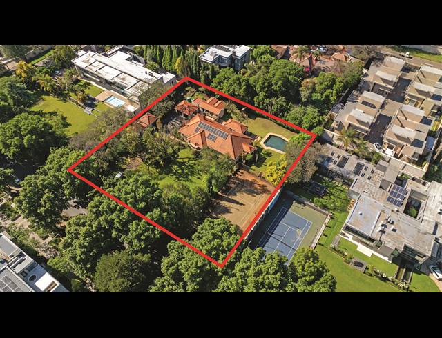 3,965M² VACANT LAND FOR SALE IN HOUGHTON ESTATE